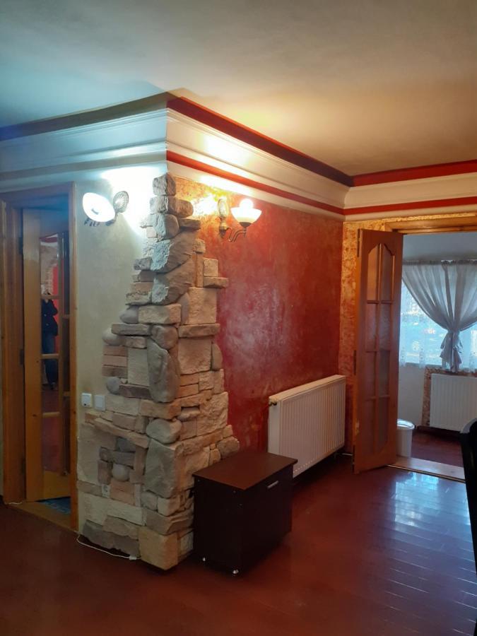 Apartament Central Targu Neamt ภายนอก รูปภาพ