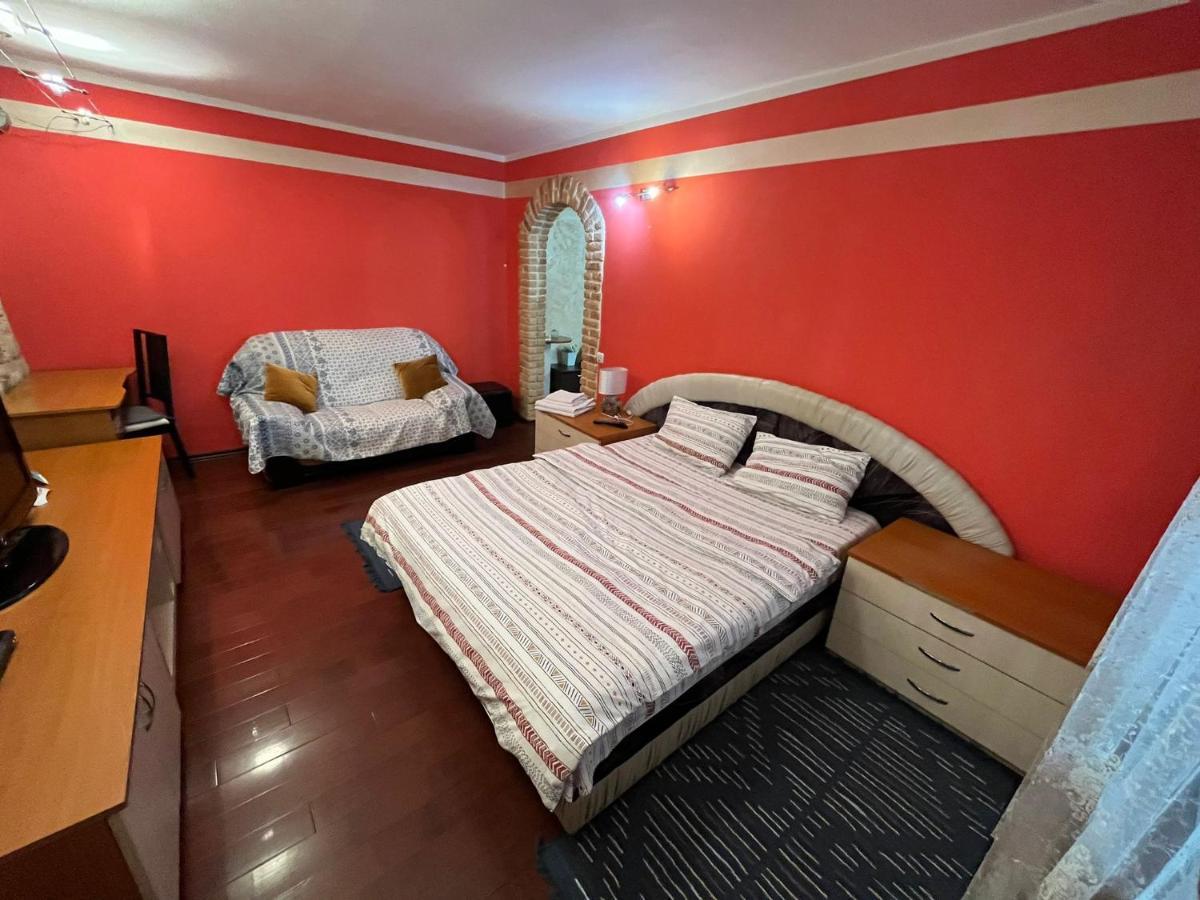 Apartament Central Targu Neamt ภายนอก รูปภาพ
